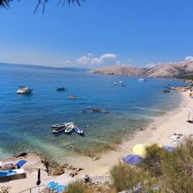 Apartmani Denis, Hotel in Stara Baška