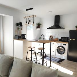 Apartamentos La Casa del Maestro, hotell i Alhama de Aragón