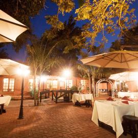 Oasis Hotel, hotel en Gaborone