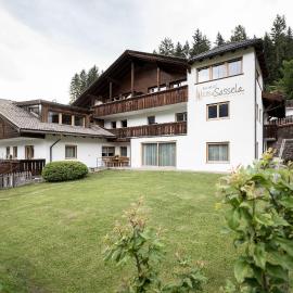 Residence Cesa Sassela, hotel in Ortisei