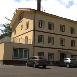 Villa Pirken Hammer, hotel di Březová