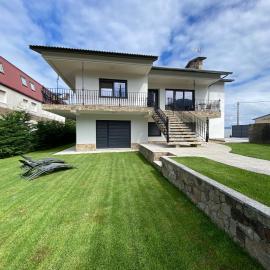Bueu में, होटल Apartamentos Turisticos Costa Celeiro: Portomaior, Agrelo, Covelo Lapamán