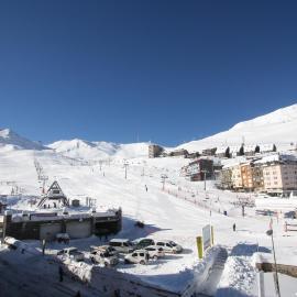 Prime Loft ANDORRA HUT2-06207, hotel sa Pas de la Casa
