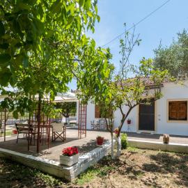 Nagia's House, Εξοχική κατοικία κοντά στη θάλασσα!