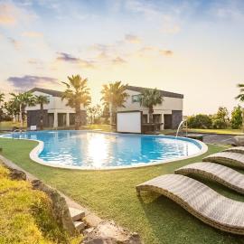 Pool and Villa Sorang