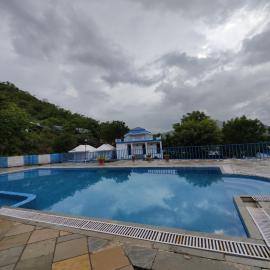 Hill View Resort by Rudrakshi, hotel i Udaipur