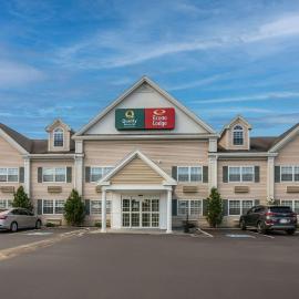 Econo Lodge Auburn I-95, hotelli kohteessa Auburn