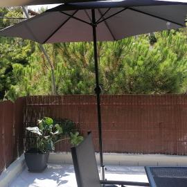 Saronida में, होटल Little Summer Chalet