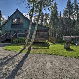 Lake Placid Chalet: Deck & Forest Views!, hotel a Lake Placid