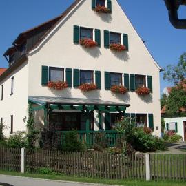 Ferienwohnung Neuendettelsau - Nähe Nürnberg - Schnelles Wlan, hotel en Neuendettelsau
