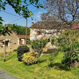 Domaine La Salvagie, chambres d'hôtes avec spa, sauna, piscine, massages, hotel di Paulin