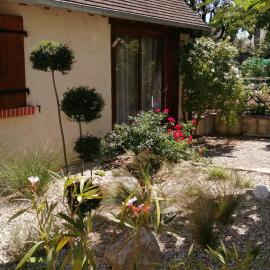 L'Orme Seul, Gîte, hotel in Vineuil