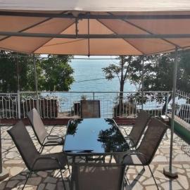 Puro LakeSide, hotelli kohteessa Struga