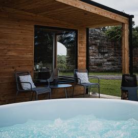 Off the Track Scotland, Luxury Lodge: Crail şehrinde bir otel