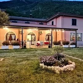 Salisù Country House, hotel Mignano Monte Lungóban
