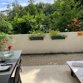 Le Comfort (self catering), hotel sa Anse Royale