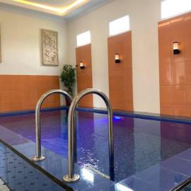 Kayz Villa Batu dengan Kolam Renang Pribadi