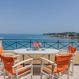 Bella Vista Sea View Apartments, by ZanteWize, hotel a Tragaki