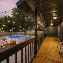 Tampa Retreat: 11 Beds, Game Room & Pool!