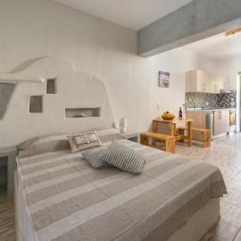 Christos studios and family apartments