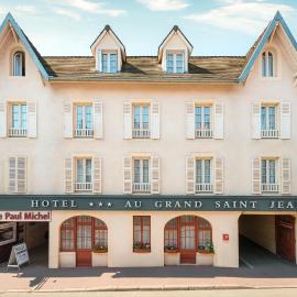 Au Petit Saint Jean Centre Beaune، فندق في بون