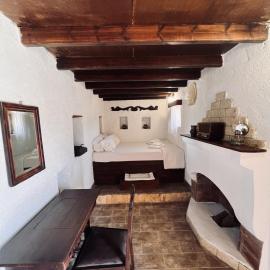 Lindia Athena Traditional House, hotel v destinaci Karpathos