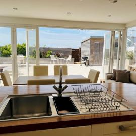 Fabulous Beach Front Holiday Location - Pass the Keys