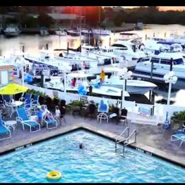 Remodeled, Huge Pool, Tiki Bar & Grill, Quiet Room, hotel in Sarasota