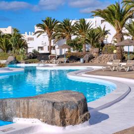 Los Molinos Luxury y Relax - By Lanzarote Vacation Homes, hotel in Costa Teguise