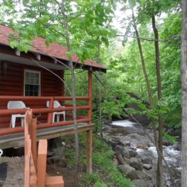 Seven Dwarfs Cabin - On The Brook Cabins