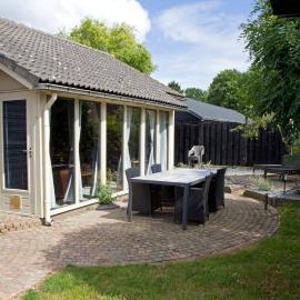 De Deel - Vakantiehuisje Veluwe, Hotel in Ede