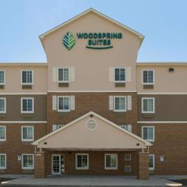 WoodSpring Suites Broken Arrow, отель в Талсе