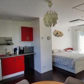 maisonnette à 10min de disney, hotelli kohteessa Jossigny