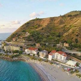 Hotel Ristorante Mareblu, hotelli kohteessa Amantea