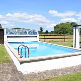 Landhaus Hideaway mit Aussenpool, Sauna und Kamin、Bosauのホテル