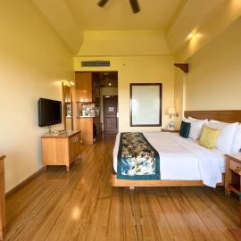 Acron Candolim Regina
