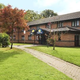 Days Inn Warwick Northbound M40, hotel u gradu 'Warwick'