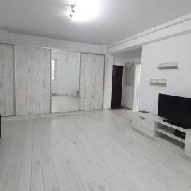 Apartament in complex rezidential, parcare gratis, khách sạn ở Dudu