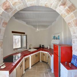 Fournos, hotel u gradu Kimolos