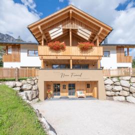 Ciasa Nene Franzl, Hotel in Abtei