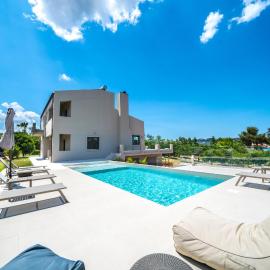 Villa Florentina at Chania Suburbs With Private Pool and BBQ