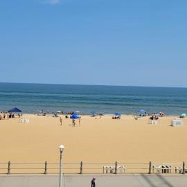 Beach Luxury Oceanfront、バージニアビーチのホテル