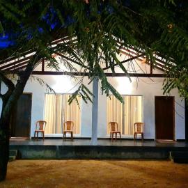 Hotel krish, hotel v destinácii Kalkudah