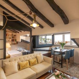 Itsasaurre - baskeyrentals, hotel in Ondárroa