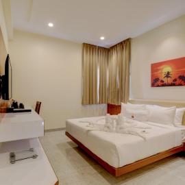 Tattwa Grand, hotel in Yelahanka