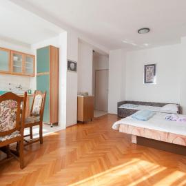 Studio Turanj 6445b