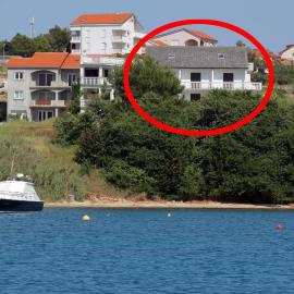 Apartments and rooms by the sea Povljana, Pag - 6476, hotel in Povljana