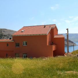 Rooms by the sea Metajna, Pag - 6487, hotel in Metajna