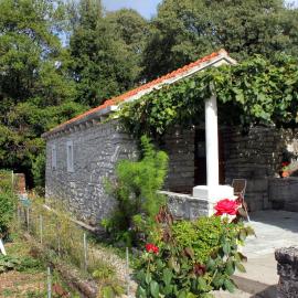 Holiday house with WiFi Zrnovo, Korcula - 4876, hotel v destinaci Korčula