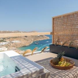 Nimbus Lumen, hotel i Super Paradise Beach